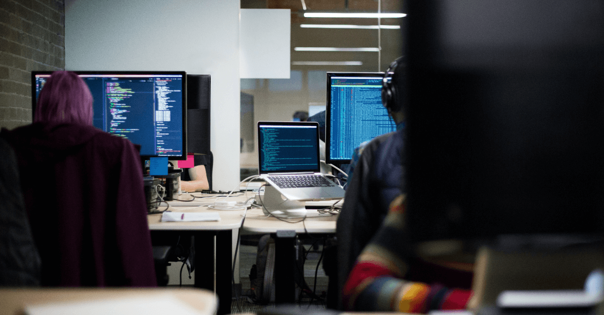 Zamieniaj pomysły na funkcjonalne aplikacje bazodanowe - Kurs C++