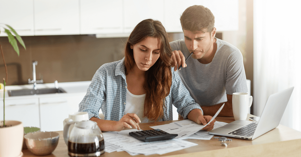 Jak prowadzić budżet domowy i oszczędzać pieniądze?
