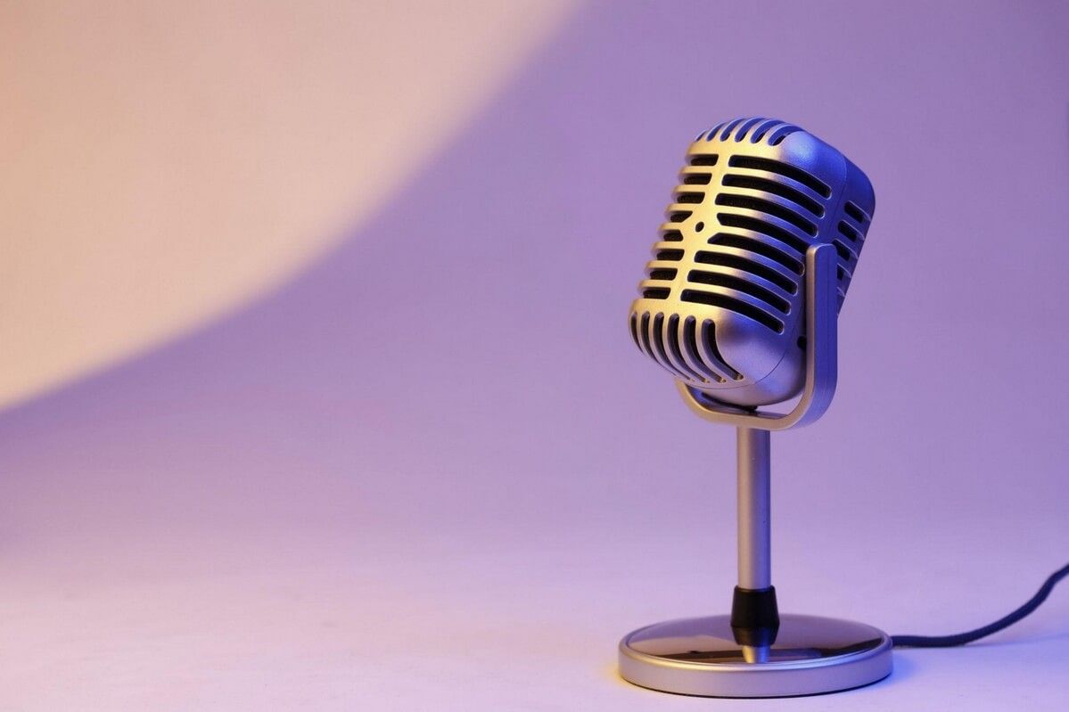 mikrofon - nagrywanie podcastu